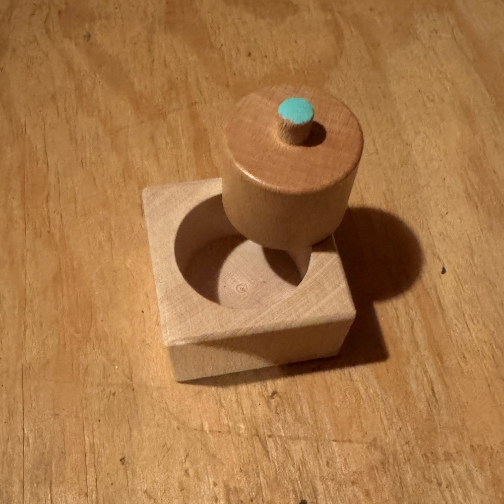 Lovevery pincer toy